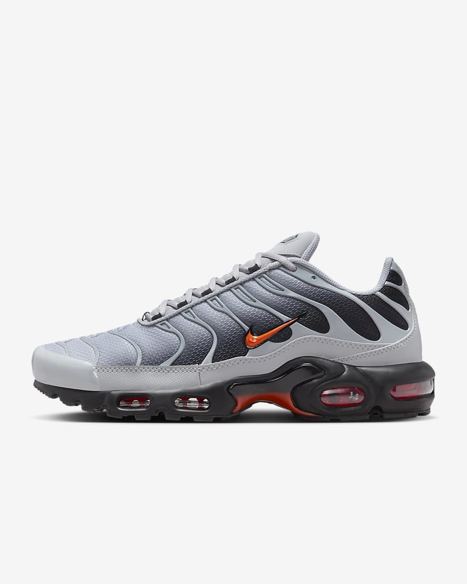 Nike air max black and white shoes on sale